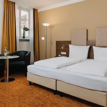Altstadthotel Arch Hotel