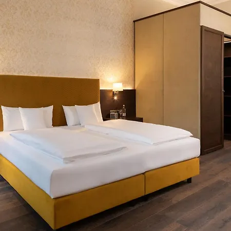 Altstadthotel Arch 4*