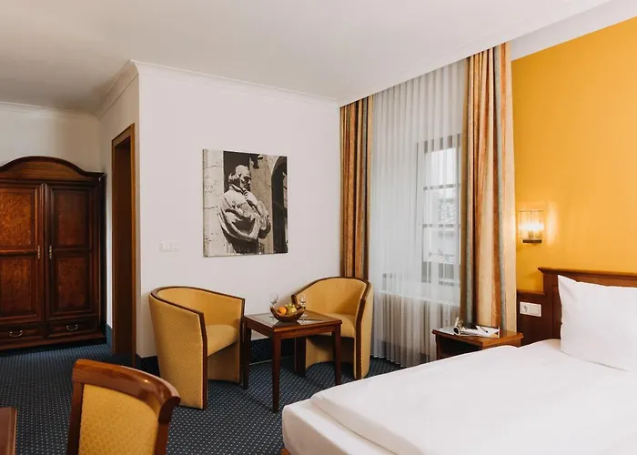 호텔 Altstadthotel Arch 4*