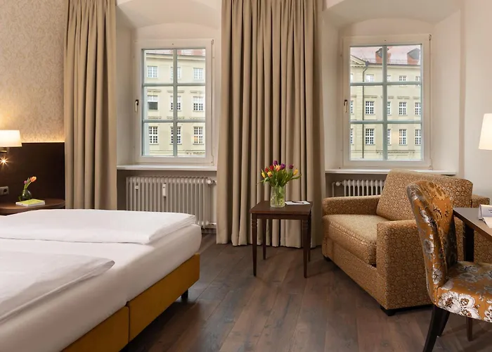 Altstadthotel Arch 호텔 4*