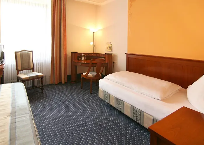호텔 Altstadthotel Arch 4*