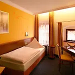 Altstadthotel Arch 4*