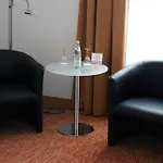 Отель Altstadthotel Arch