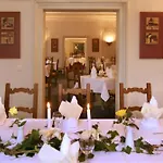 Altstadthotel Arch 4*