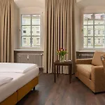 Altstadthotel Arch ホテル 4*