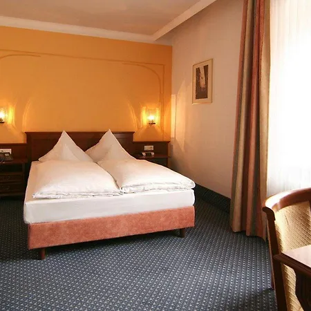 Altstadthotel Arch Отель 4*