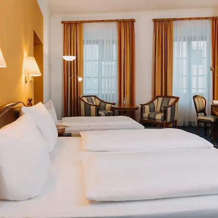 Altstadthotel Arch Отель Регенсбург