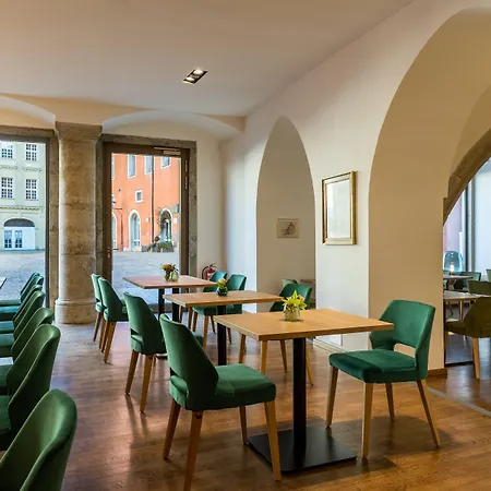 Отель Altstadthotel Arch