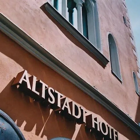 Altstadthotel Arch 4*