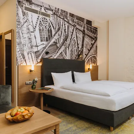 Altstadthotel Arch Отель