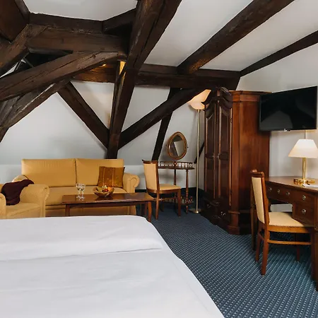 Altstadthotel Arch 4* Řezno