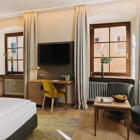 Altstadthotel Arch Отель