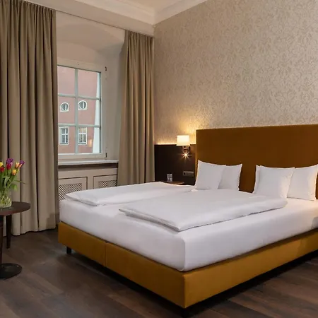 Hotel Altstadthotel Arch 4*