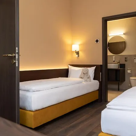 Hotel Altstadthotel Arch 4*