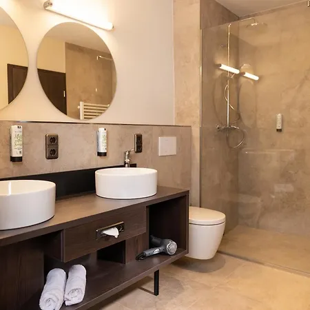 Altstadthotel Arch 4*
