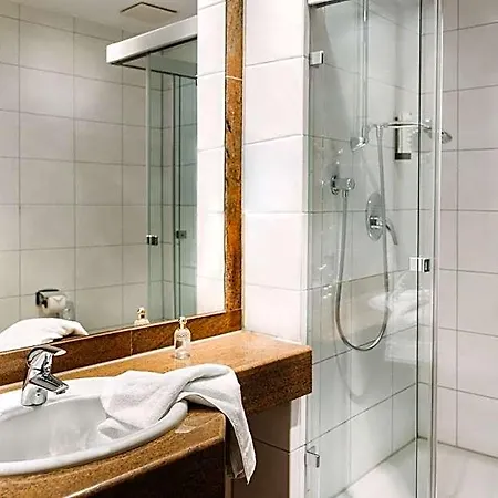 Altstadthotel Arch Szálloda 4*