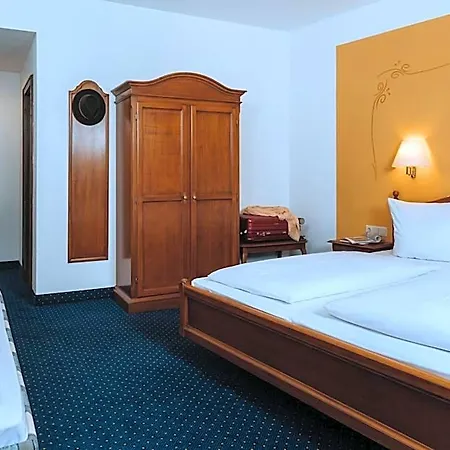 Altstadthotel Arch Hotel 4*