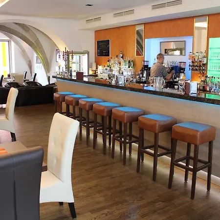 Отель Altstadthotel Arch 4*