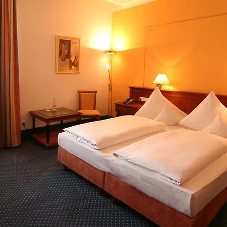 Altstadthotel Arch מלון 4*