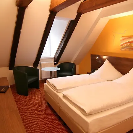 מלון Altstadthotel Arch רגנסבורג