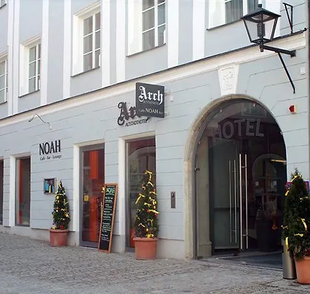 Hotel Altstadthotel Arch 4*