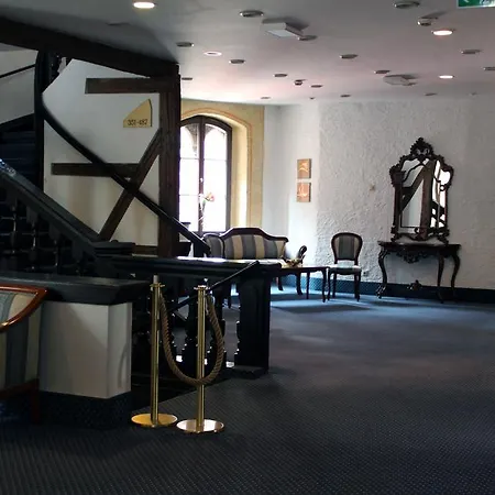 Отель Altstadthotel Arch Регенсбург
