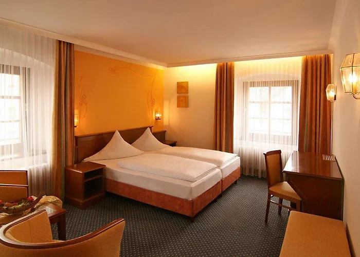 Altstadthotel Arch Hotel