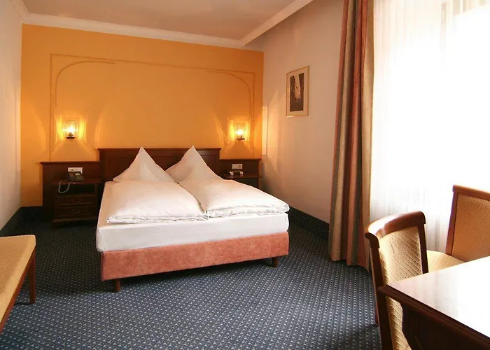 Altstadthotel Arch Hotel 4*