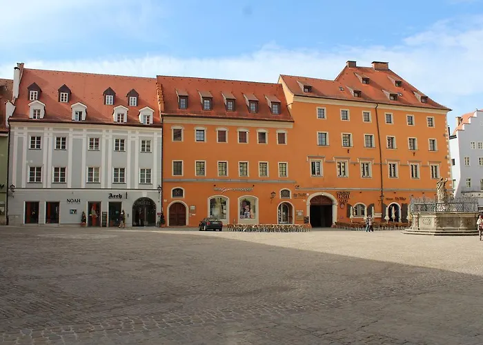 Altstadthotel Arch 4* Řezno